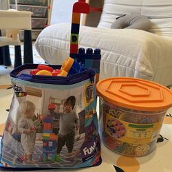 Mega BLOCKS (2 Sets) + Giggle Scope Building Disks