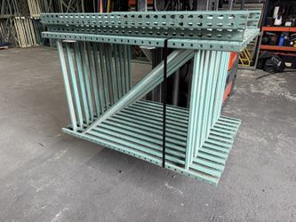 5ft Pallet Rack Uprights 