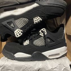 Jordan 4 White Thunders 120  Or Best Offer