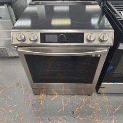 Amazing Samsung 30 Inches 6.3 Electric Induction Range  With Convection Oven And Air Fryer NE63T8911SS