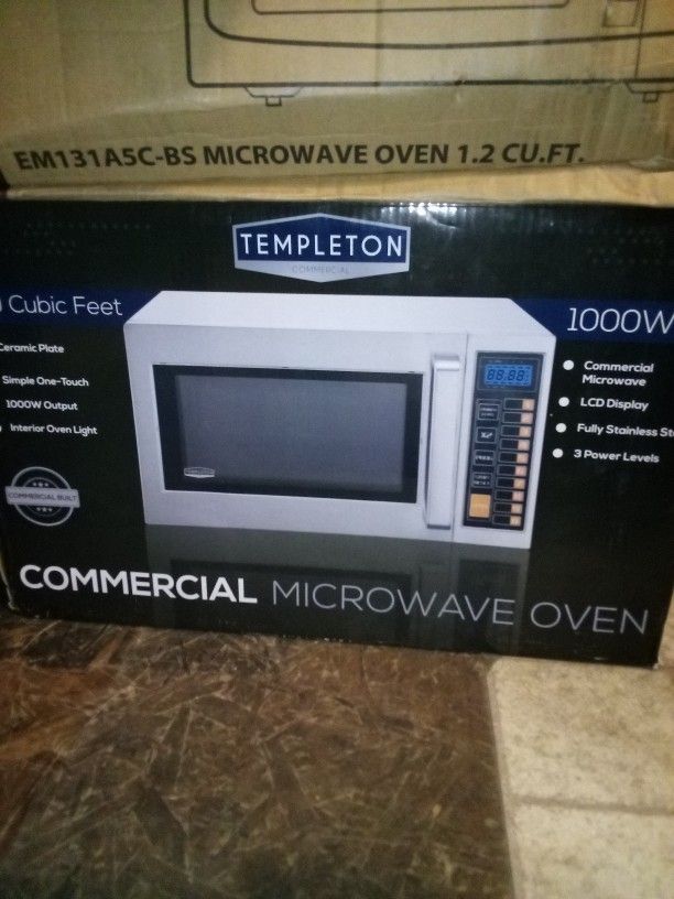 Templeton Commercial Microwave