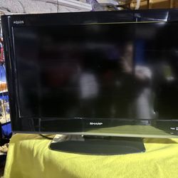 32 Inch SHARP LIQUID CRYSTAL TV 