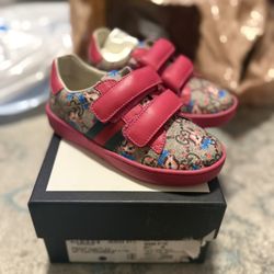 Gucci Sneakers