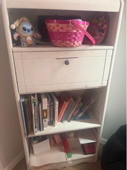Book shelf