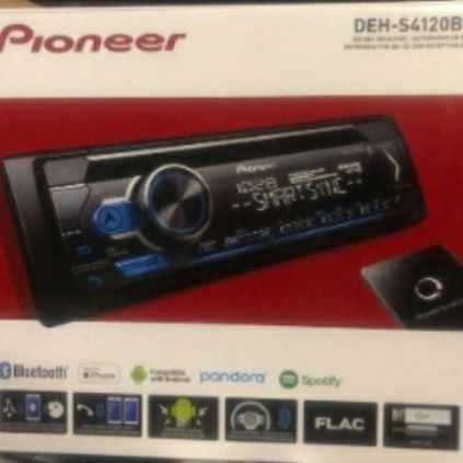 Pioneer Car Head unit With Anything U Could Ever Want On A Head Unit