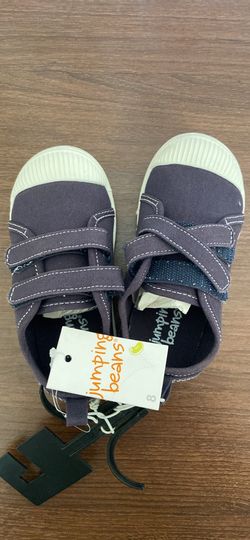 Kids shoes size 8