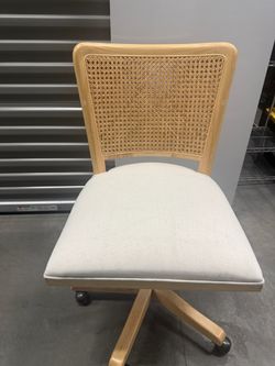 14 Karat Home Linen Contemporary Ergonomic Adjustable Height Swivel Polyester Executive Chair