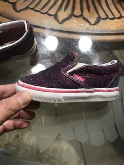 Size 4 vans