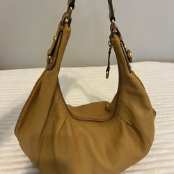 Year-Round, Shoulder Bag Like New