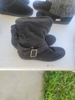 Women Boots Size 7 And 6