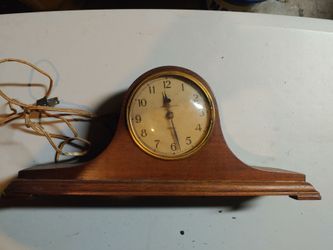 Old desk clock