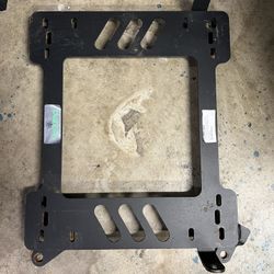 Planted Seat Braket BMW Z4 E85 Driver Side
