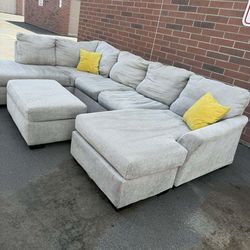 really nice 3 piece sectional couch