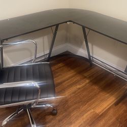 Desk & Chair