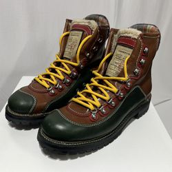 NEW Men’s Designer Sneakers / Shoes:  Dsquared Leather Hiking Boots - Sz 44.