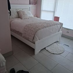 Recamara Tamaño Queen En Venta Color Blanco