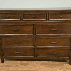 Large Wood 9 Drawer Dresser
