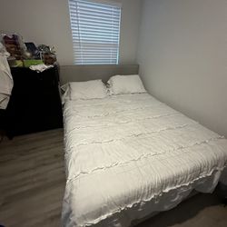 Queen Gray Upholster Bed With Mattress 