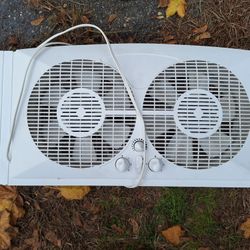 TWIN WINDOW FAN. 