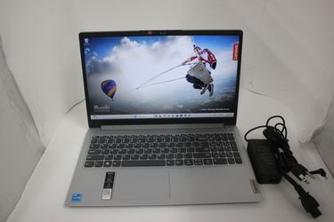 Lenovo Ideapad 1 15IAU7 SSD 256GB Ram 8GB Intel i3 12th Gen