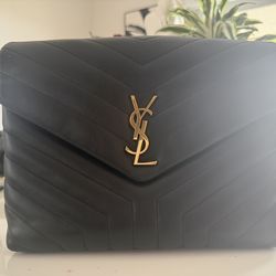 Yves Saint Laurent Lou Lou Chain bag color: Black and Gold Size: Medium