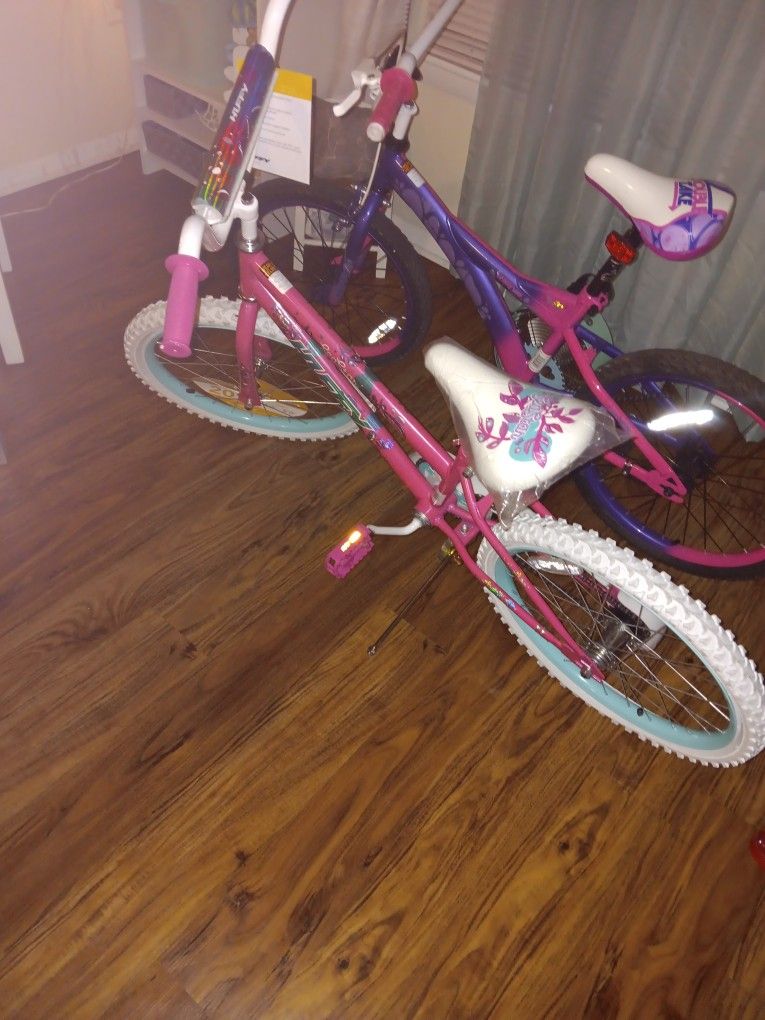Girls Huffy Bike Still Brand New