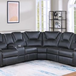 NEW RECLINER SECTIONAL IN BLACK 