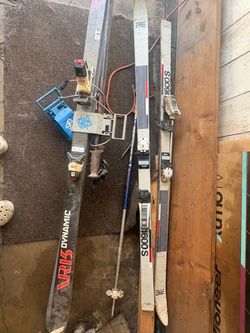 Vintage skis for sell