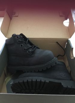 Timberland toddler boots size 4