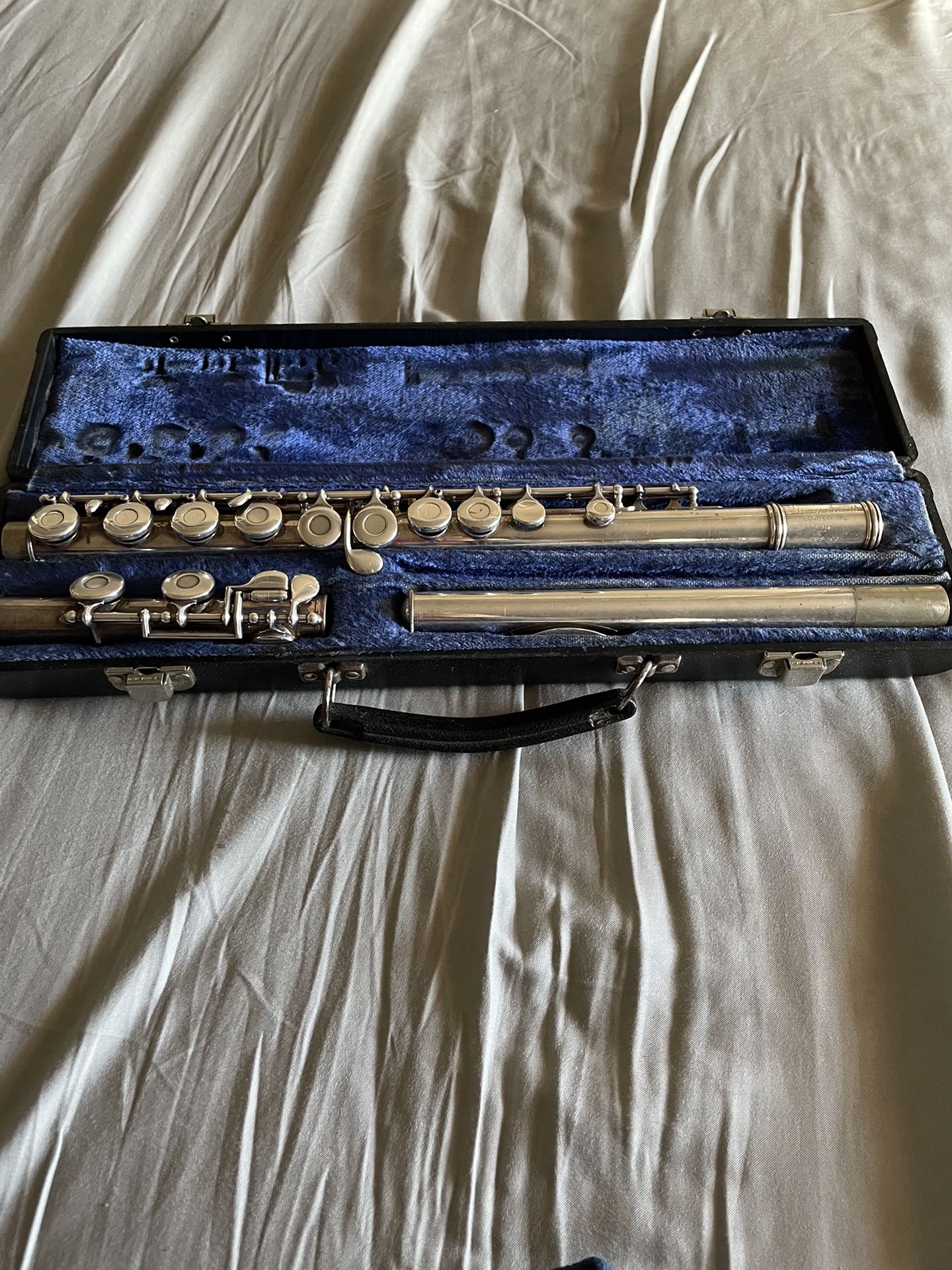Beginner Gemeinhardt Flute for Sale in El Paso, TX OfferUp