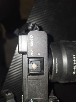 Sony Alpha a6400 Mirrorless Camera with 18-135mm Lens