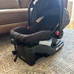 Graco Snugride 30 - Infant Car seat
