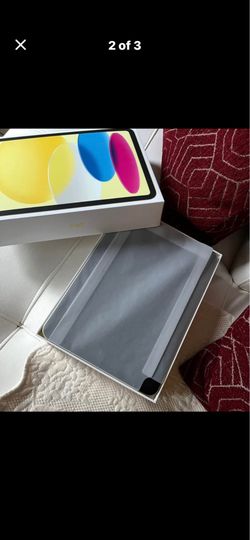 NEW IPad 256 GB ,10 th Generation,Wi Fi,10.9”,Space Yellow  SALE Only  $485 🎉
