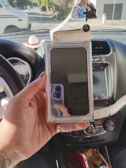 8g iPod touch 2nd gen