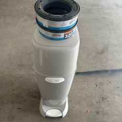 2 Diaper Gennie diaper Pail