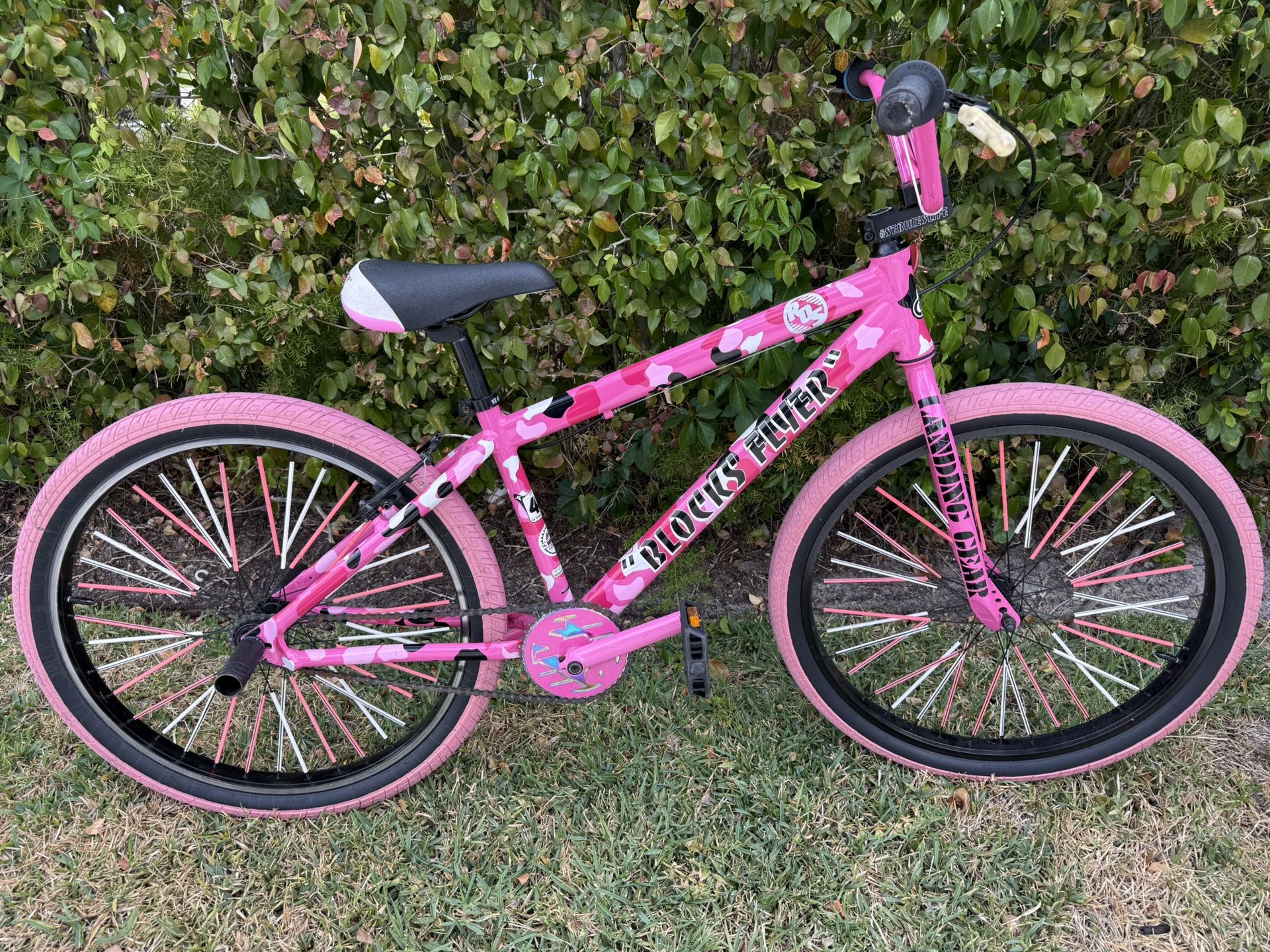 SE Blocks Flyer 26” Pink Camo