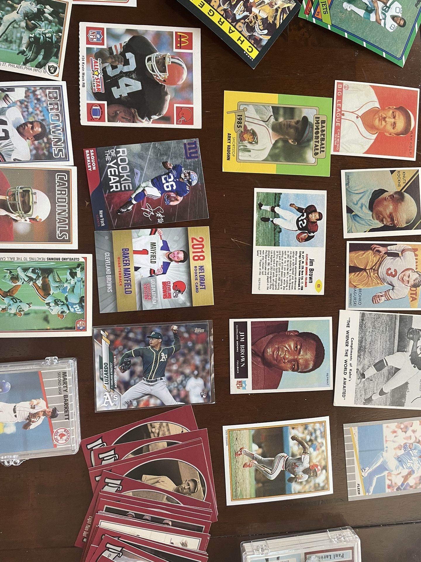 Topps archives, “8 Men Out”, 1980s-2018 Topps football & Baseball Cards.  Stars And hall-of-Famers 