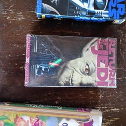 Original Star Wars VHS Tapes One Sealed 