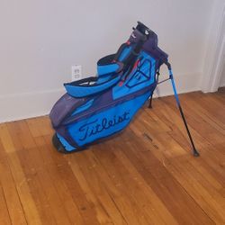 TITLEIST "Players 4" Golf Stand/Carry Bag