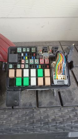 2023 Hyundai Venue OEM fuse box
