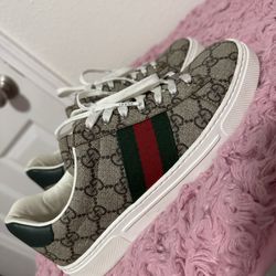 Women Gucci Shoes