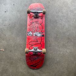 Skateboard red