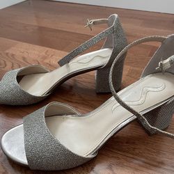 Womens size 9 heels