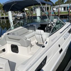 Boat Chaparral’s Signature + Jetski Seawood 2020