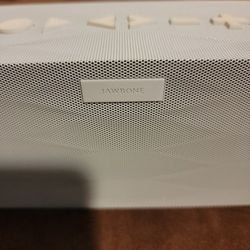 Big Jawbone Blutooth Speaker