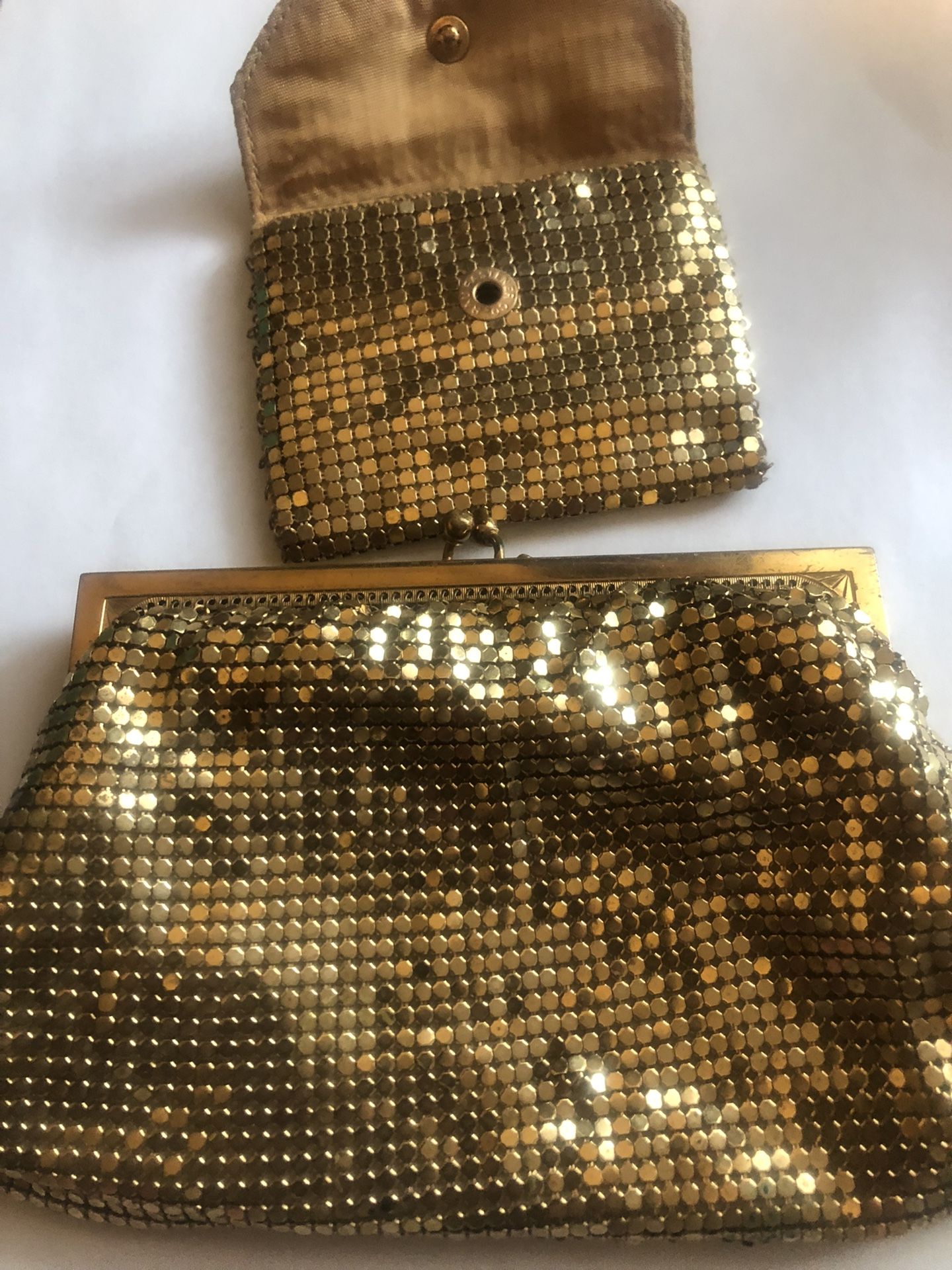 Antique Whiting And Davis Mess Clutch Or Coin Purse With Mesh Mirror