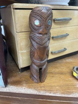 Vintage carved wood tiki statue 9"