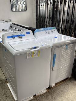 Conservator Washer and Dryer Set