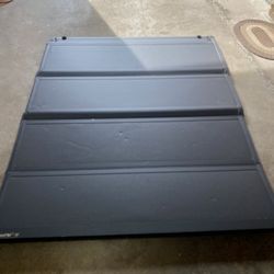 Bakflip MX4 Hard Folding Tonneau Cover