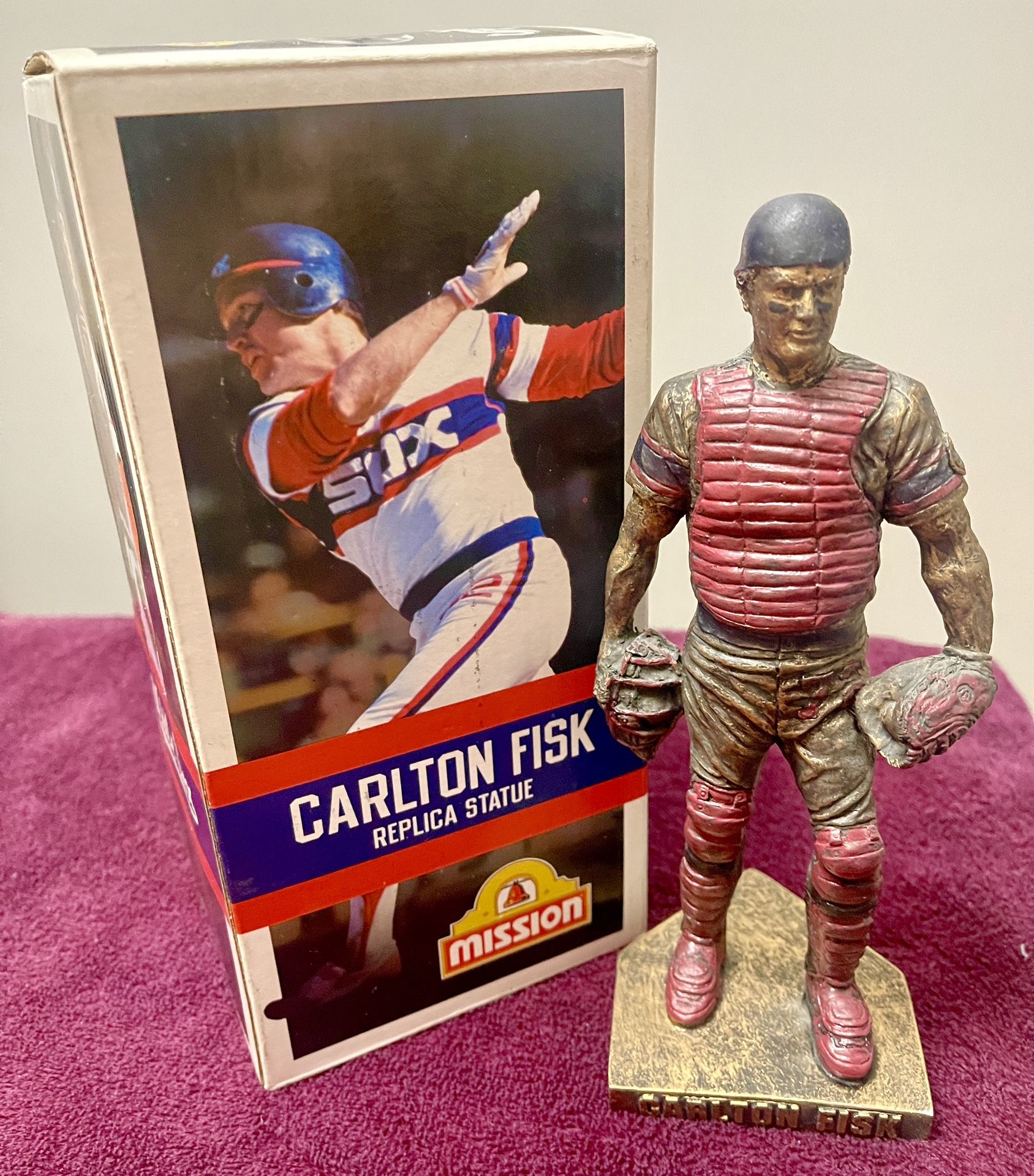 Carlton Fisk, Chicago White Sox Replica Statue